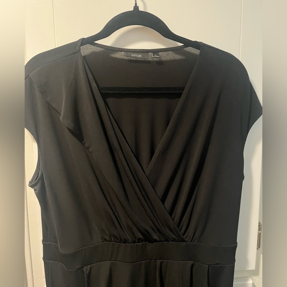 Apt 9 Faux Wrap Dress with Pockets. Trim is black, gray, teal, and white. - Picture 3 of 4